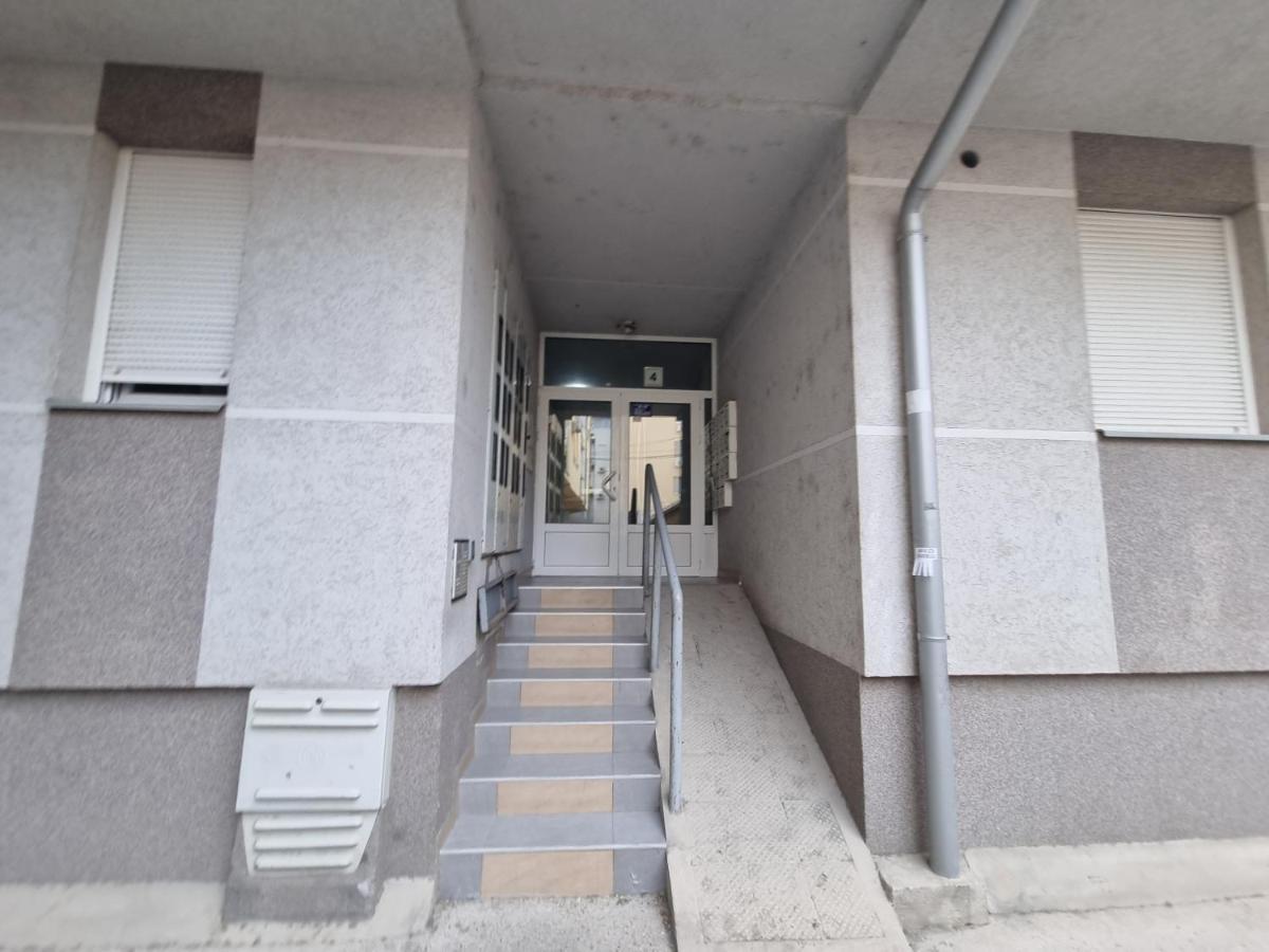 Likehome Life - Novi Sad Stevana Sremca Buitenkant foto