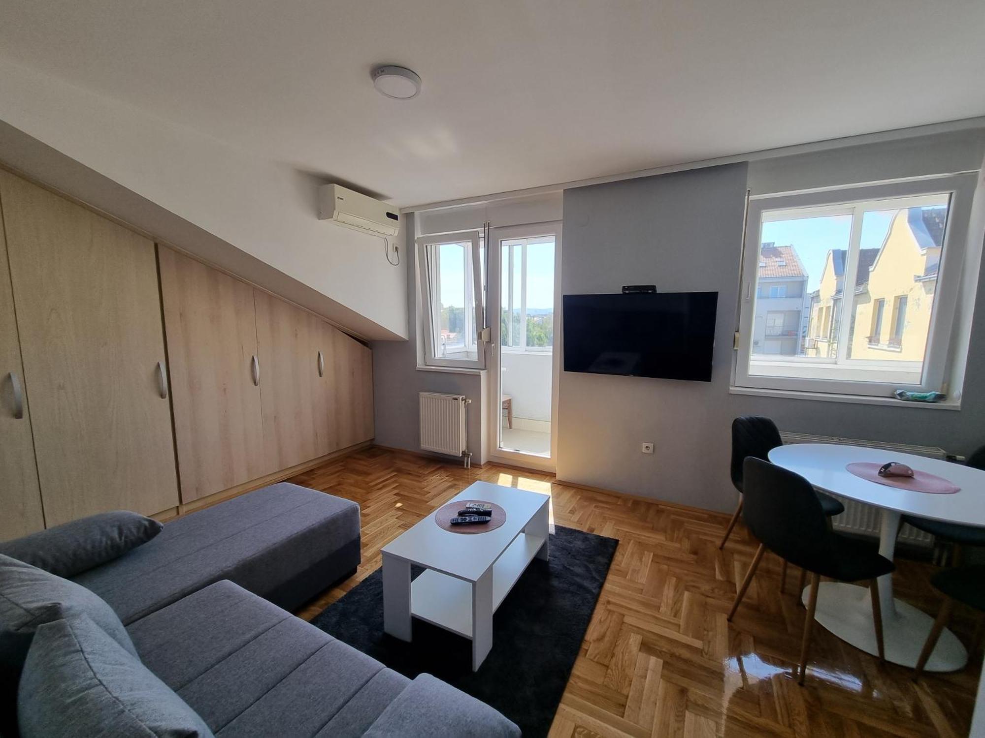 Likehome Life - Novi Sad Stevana Sremca Buitenkant foto